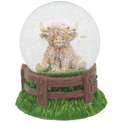 Highland Cow Snow Globe