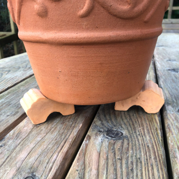 Small Terracotta Feet x 3