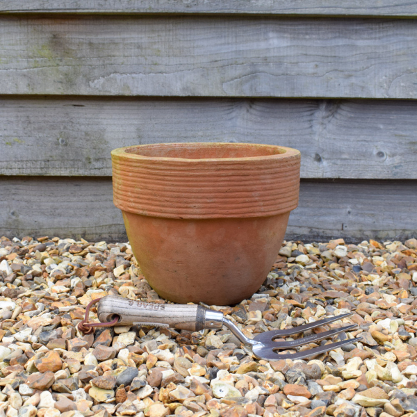 Mondo Lines Small Terracotta Planter Mondo Lines Small Terracotta Planter